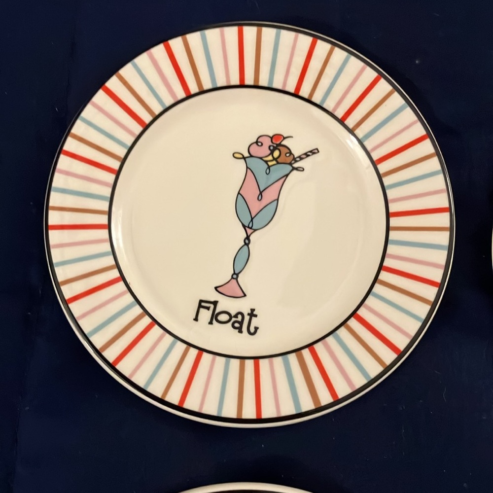 Manual Woodworkers & Weavers, Inc. 4 4 1/2” Ice Cream Motif Ceramic Mini Plates - Picture 2 of 11